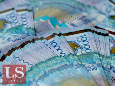 Ұлттық қордағы салық түсімдері екі есеге қысқарды