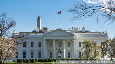 В Индонезии семь человек погибли под завалами мусора