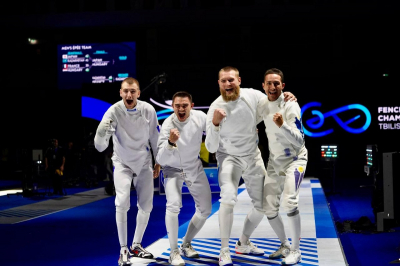 Казахстанская сборная по фехтованию вошла в тройку сильнейших мира