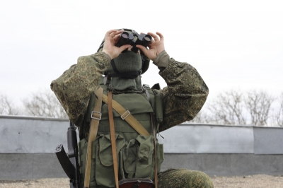 Прапорщик ВС РФ спас российских военных из горящего автомобиля после атаки дрона