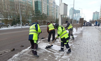 Коммунальные службы Астаны работают в усиленном режиме после снегопада