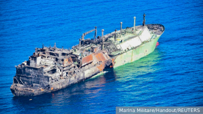 Ким Чен Ын с дочерью посмотрели на щенков и котят в зоомагазине в Пхеньяне