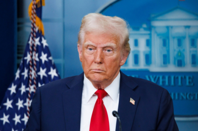 Трамп заявил о начале переговоров США и Ирана в Пакистане