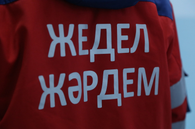 Фельдшеры спасли семерых человек из горящего дома в области Жетiсу