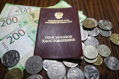 С 1 сентября в России увеличат пенсионные выплаты трем категориям граждан