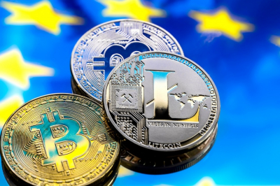 Курс биткоина стабилен — куда двинется рынок дальше