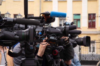 Наталья Гвоздикова заявила, что ее заразил артист на ток-шоу