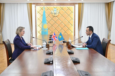 Глава Сената встретился с послом Великобритании в Казахстане