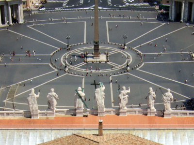 Лик ангела в старейшей церкви Рима стал похож на премьера Италии Джорджу Мелони