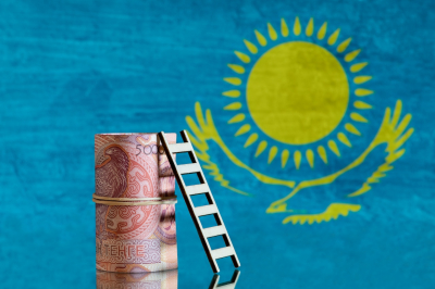Тенге нашёл опору: что происходит с курсом и чего ждать дальше
