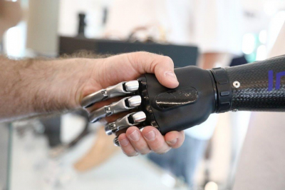 AI-инженер Зинин: нейросеть часто врёт из желания понравиться человеку