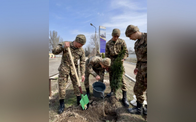 В День очищения более 1,5 тысяч военнослужащих приняли участие в эко-акции