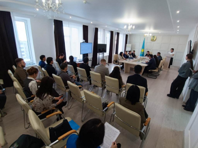 В Костанае усиливают контроль за визуальной информацией на государственном языке